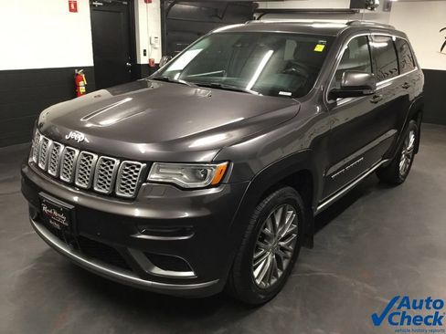 Used 2017 Jeep Grand Cherokee Summit w/ Platinum Series Group AWD/4WD image 6