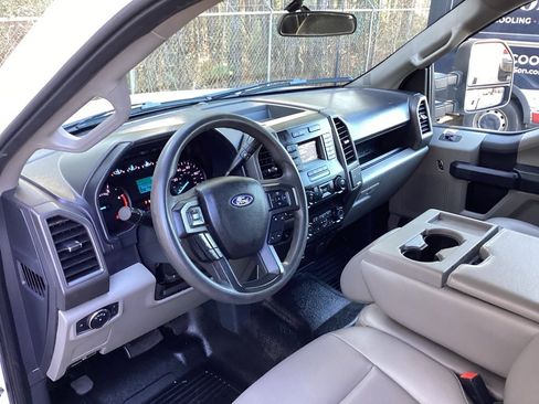 Used 2022 Ford F250 XL w/ Power Equipment Group image 22