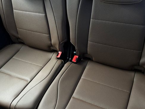 New 2025 Mercedes-Benz GLS 450 4MATIC image 38