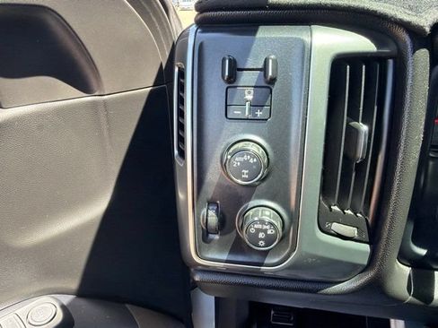 Used 2017 Chevrolet Silverado 1500 LT w/ All Star Edition AWD/4WD image 23