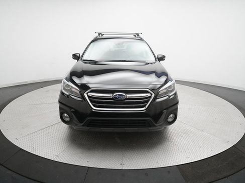 Used 2019 Subaru Outback 3.6R Touring w/ Popular Package #3A image 11