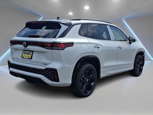 New 2026 Volkswagen Tiguan SE R-Line AWD/4WD image 3