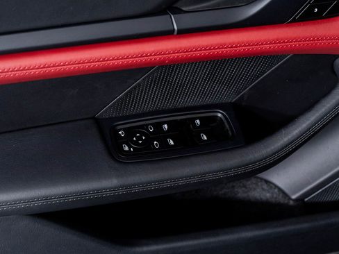 Used 2024 Porsche Taycan 4S w/ Premium Package image 43