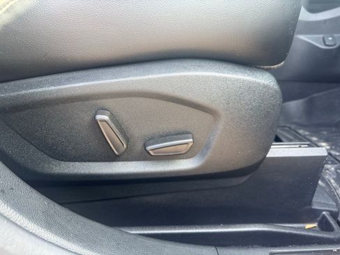 Used 2019 Ford Explorer Limited w/ Class III Trailer Tow Package image 11