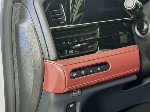 New 2026 INFINITI QX80 Autograph image 12