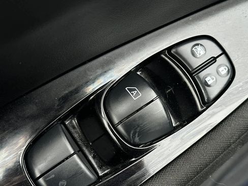 Certified 2024 Nissan Leaf SV Plus image 14