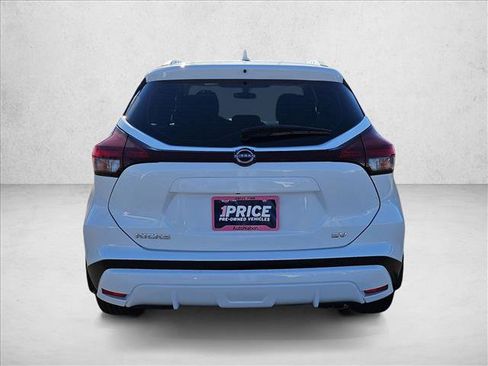 Certified 2023 Nissan Kicks SV image 7