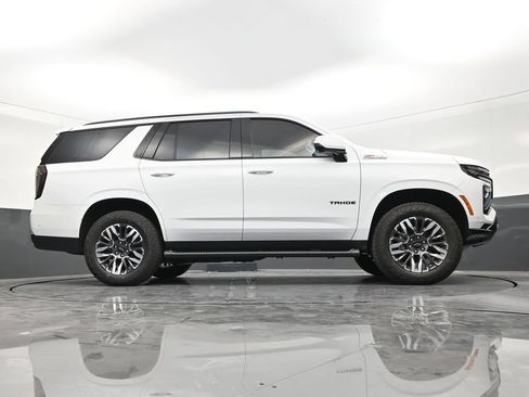 Used 2026 Chevrolet Tahoe Z71 w/ Comfort Package AWD/4WD image 24