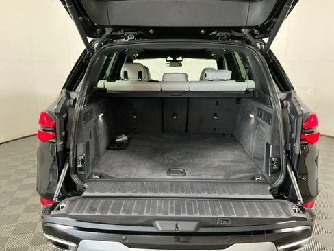 Used 2024 BMW X5 xDrive40i w/ Premium Package AWD/4WD image 28
