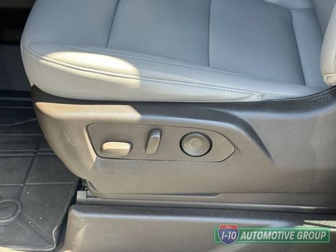 Used 2023 Chevrolet Tahoe LT w/ Luxury Package RWD image 19