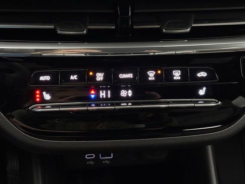 New 2026 Buick Envista Avenir image 26