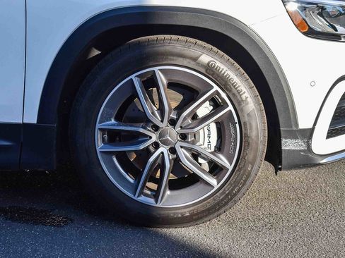 Used 2025 Mercedes-Benz GLB 35 AMG 4MATIC image 10