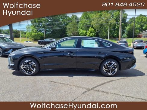 Used 2026 Hyundai Sonata SEL FWD image 2