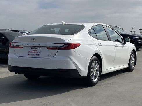 Certified 2025 Toyota Camry LE image 3