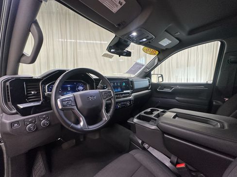 Certified 2026 Chevrolet Silverado 1500 RST AWD/4WD image 26