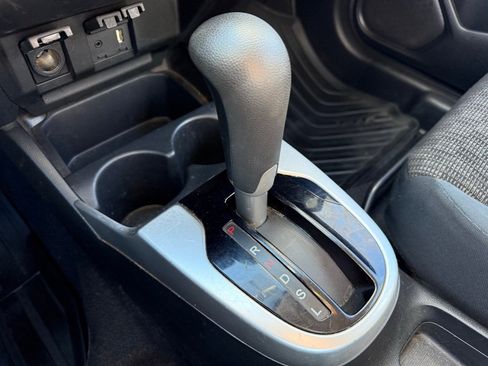 Used 2016 Honda Fit LX image 17