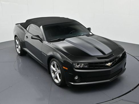 Used 2013 Chevrolet Camaro SS RWD image 15