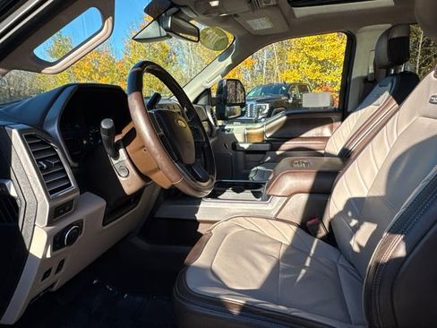 Used 2018 Ford F350 Limited image 40