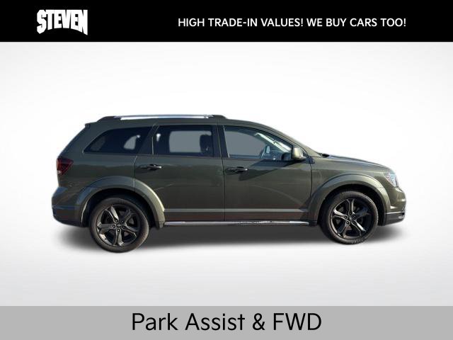 Used 2018 Dodge Journey Crossroad w/ Driver Convenience Group FWD image 3
