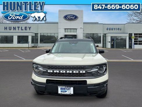 Used 2024 Ford Bronco Sport Badlands w/ Premium Package image 3