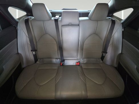 Used 2022 Toyota Avalon Limited w/ Advanced Safety Package FWD image 27