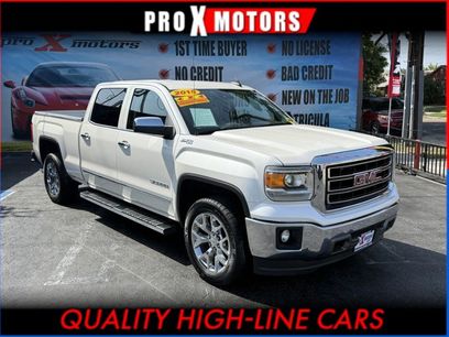 Used 2015 GMC Sierra 1500 SLT w/ SLT Crew Cab Value Package