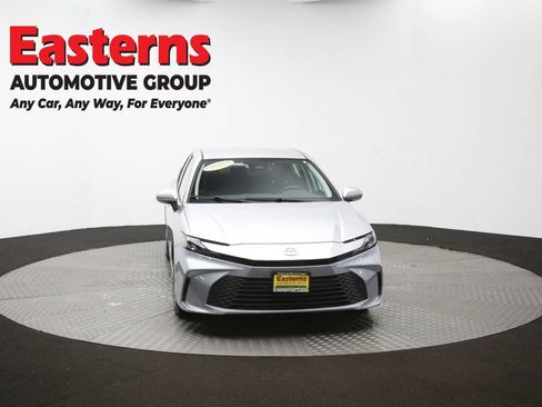 Used 2025 Toyota Camry LE FWD image 50
