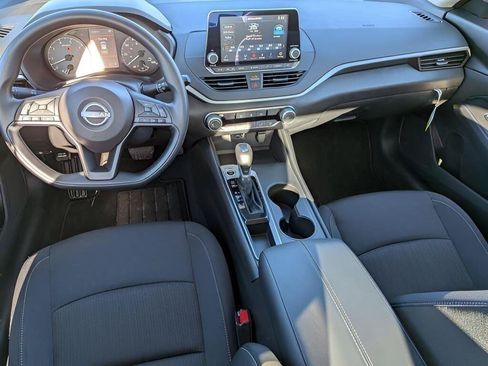 Certified 2025 Nissan Altima 2.5 S FWD image 21