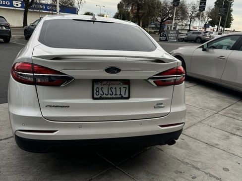Used 2020 Ford Fusion SE w/ Equipment Group 151A image 6