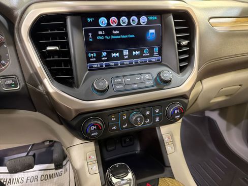 Used 2018 GMC Acadia Denali w/ Technology Package image 17