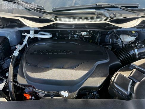 Used 2023 Honda Odyssey Sport image 31