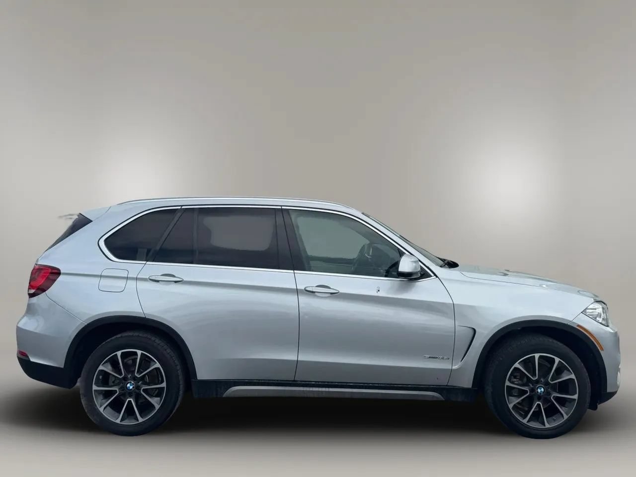 Used 2017 BMW X5 sDrive35i RWD image 5