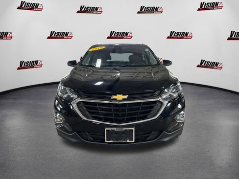 Used 2019 Chevrolet Equinox LT image 2