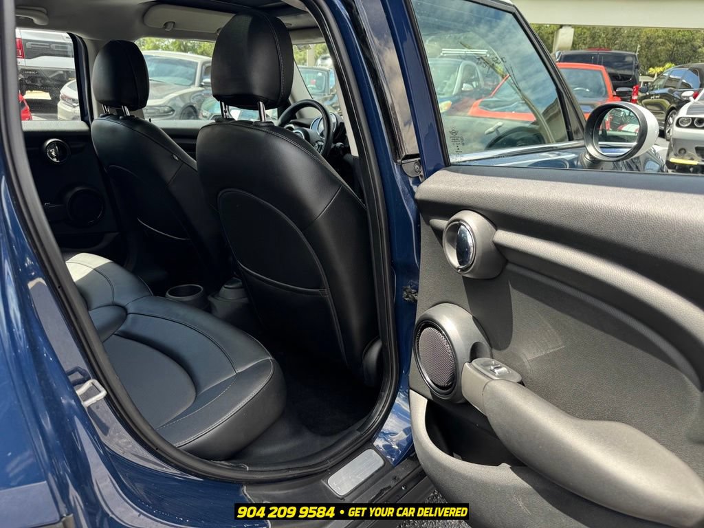 Used 2015 MINI Cooper 4-Door Hardtop FWD image 26