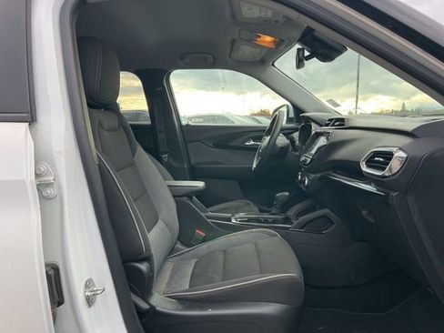 Used 2021 Chevrolet TrailBlazer LT w/ Convenience Package image 15