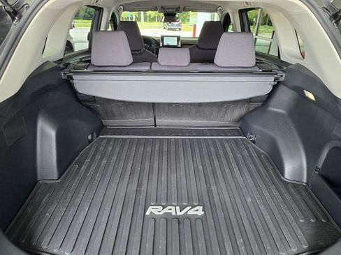 Certified 2025 Toyota RAV4 XLE AWD/4WD image 12
