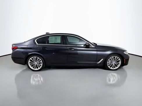 Used 2023 BMW 530i xDrive w/ Convenience Package image 9
