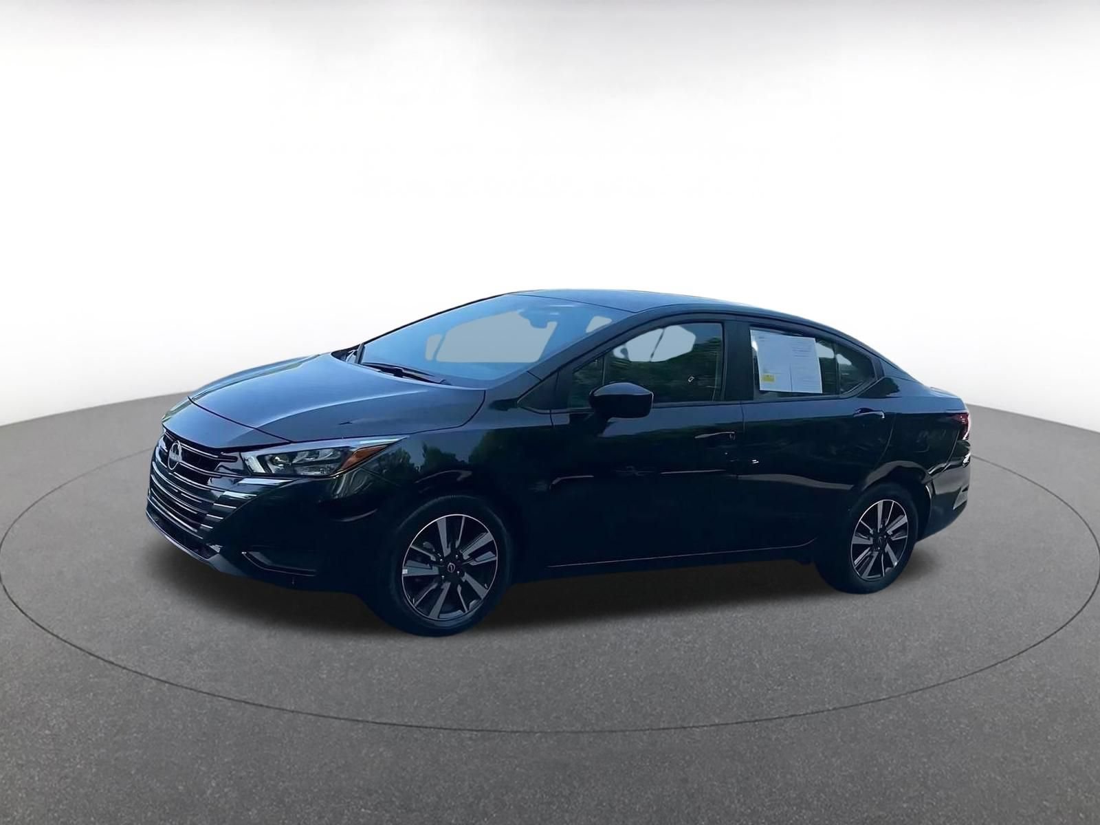 Used 2025 Nissan Versa SV FWD image 7