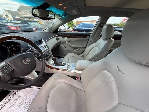 Used 2009 Cadillac CTS 3.6 w/ Wood Trim Package RWD image 10