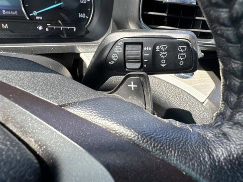 Used 2020 Ford Explorer XLT w/ Equipment Group 202A AWD/4WD image 37