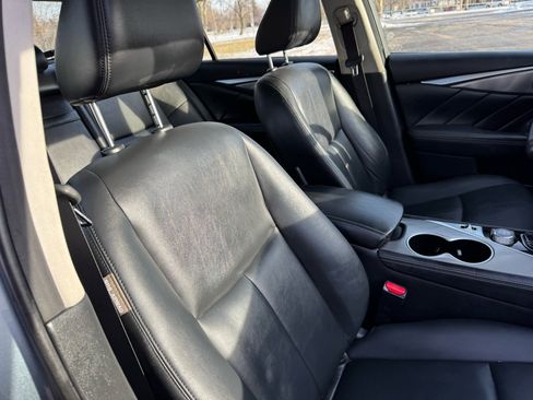 Used 2017 INFINITI Q50 3.0t Premium image 32