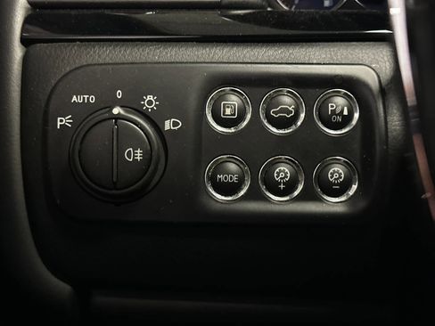 Used 2017 Maserati GranTurismo Sport RWD image 26