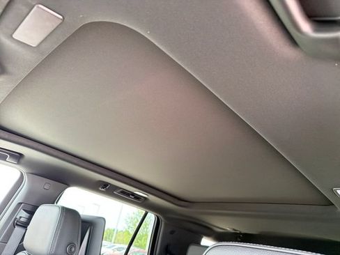 New 2026 GMC Yukon Denali w/ Denali Reserve Package AWD/4WD image 15