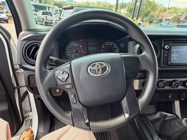 Used 2017 Toyota Tacoma SR AWD/4WD image 13