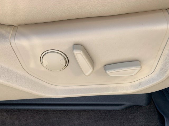 Used 2019 Ford F150 Lariat AWD/4WD image 14