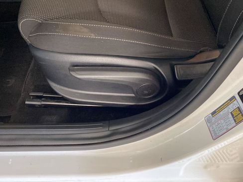 Used 2020 Kia Forte LXS FWD image 21