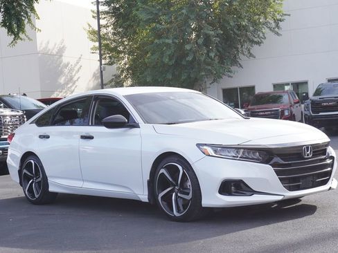 Used 2022 Honda Accord Sport Special Edition image 4