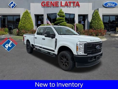Used 2025 Ford F250 XL w/ 360-Degree Camera Package AWD/4WD image 1