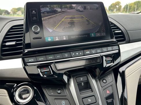 New 2026 Honda Odyssey Touring image 27