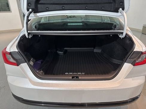 New 2026 Toyota Camry XLE image 9